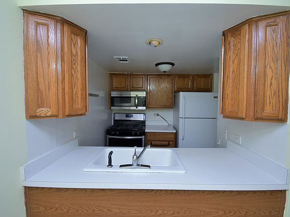 5th image of 1894 Huntington Blvd APT C