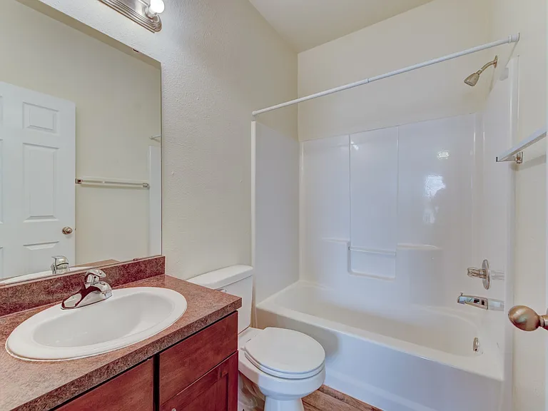 Geronimo Wind Apartments LLC — Photo 12