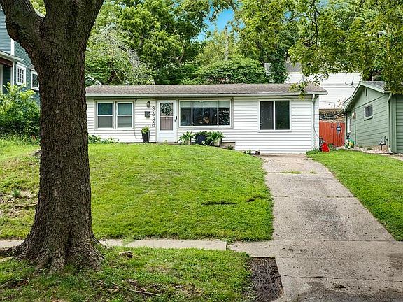 3rd image of 3638 Genessee St