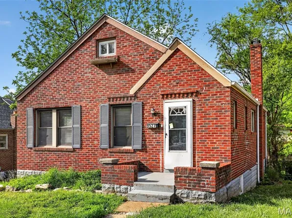 9527 Roslan Pl, Saint Louis, MO 63114