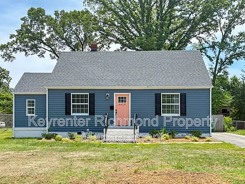 6419 Crescent Pkwy Photo 1