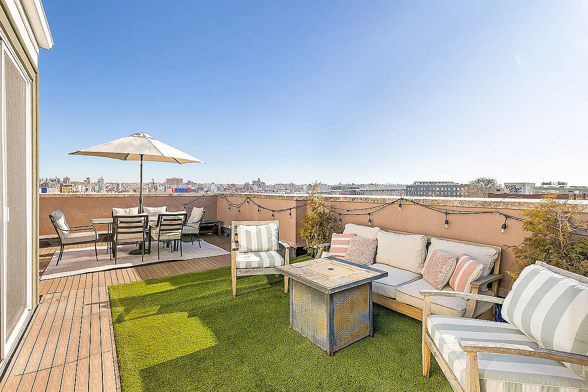 127 4th Pl APT 4A photo 1