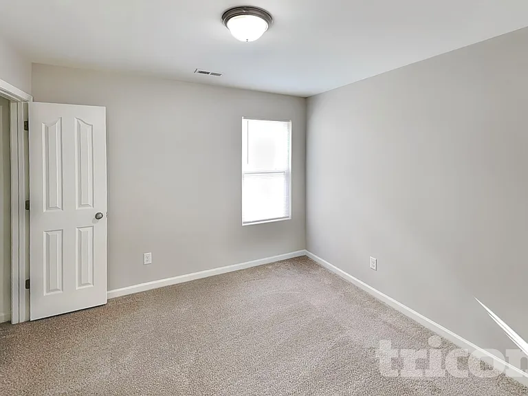 2419 Shad Ct — Photo 17