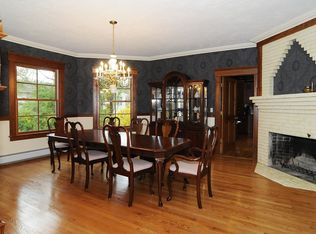 17 Melville Rd, Hillsdale, NJ 07642