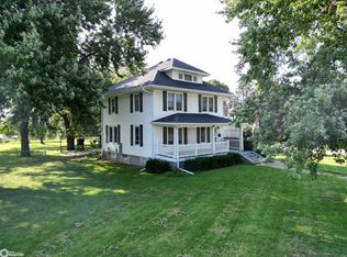 305 Central Ave, Villisca, IA 50864