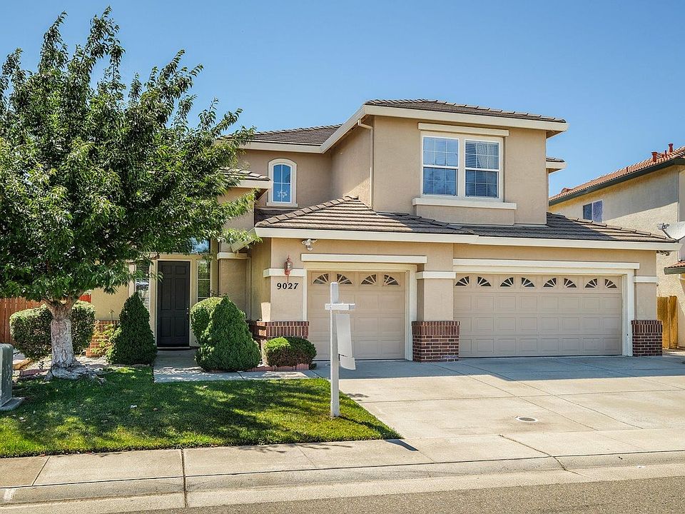 1st image of 9027 Four Seasons Dr