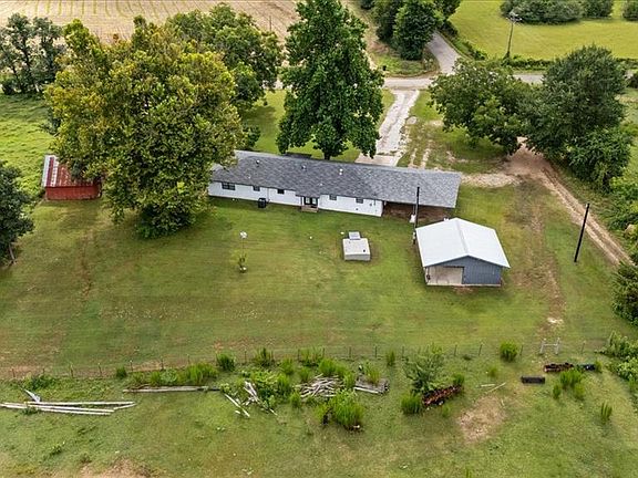 3rd image of 649 Clouse Rd