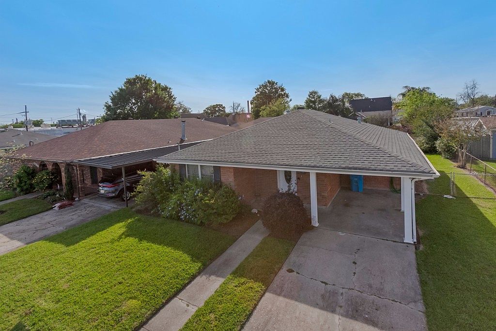 2710 Laplace St, Chalmette, LA 70043 Zillow