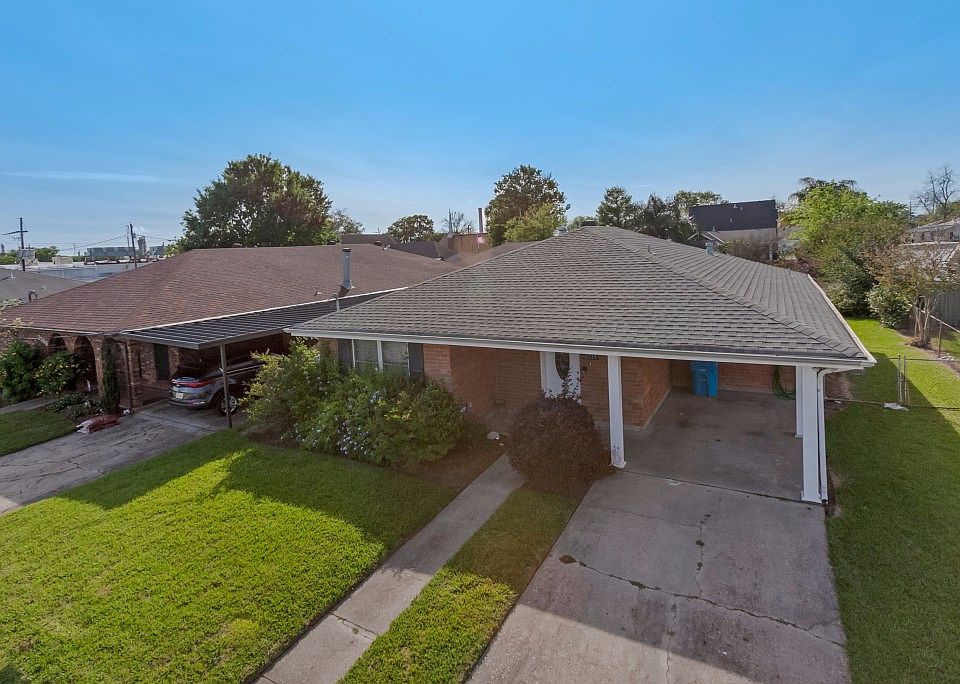 1st image of 2710 Laplace St