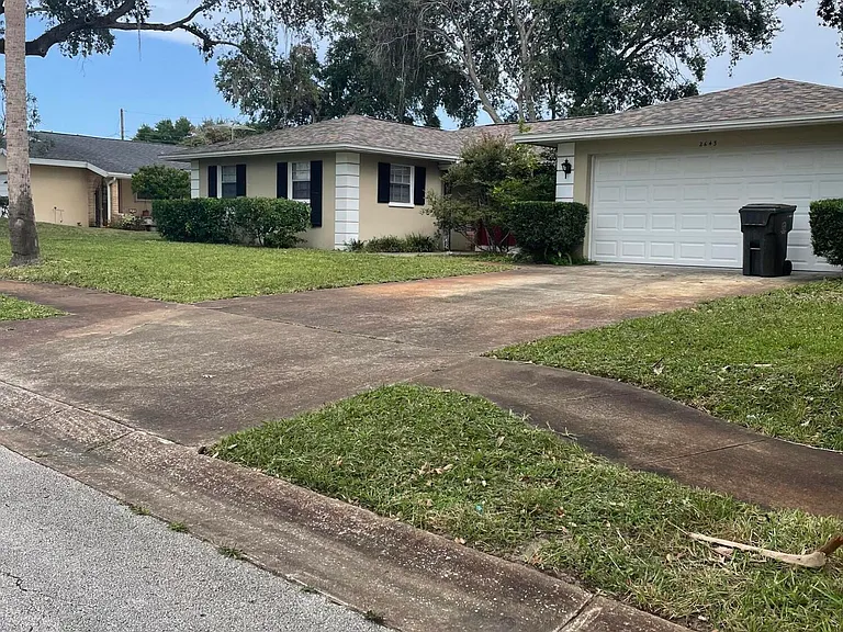 2643 Cherrywood Ln — Photo 2