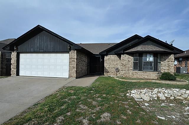1st image of 4621 Deal Dr