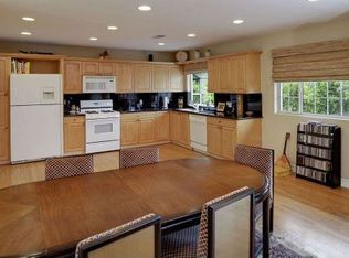 3810 Sherview Dr, Sherman Oaks, CA 91403