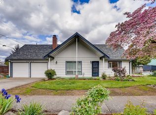 17007 SE Rhone St, Portland, OR 97236
