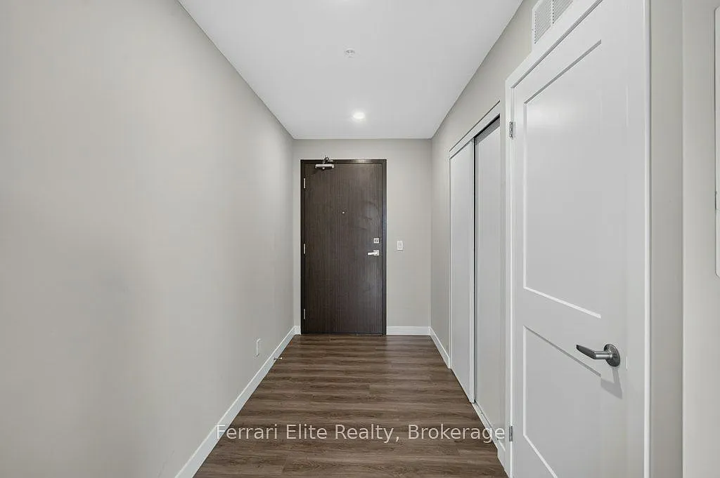 2 bed, $2,350 — Photo 4