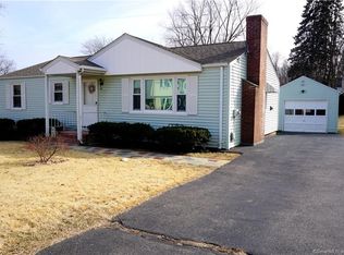 89 Linbert St, Middletown, CT 06457