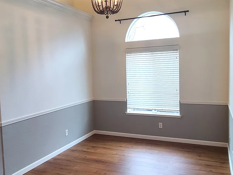 678 Prescott Ave — Photo 9