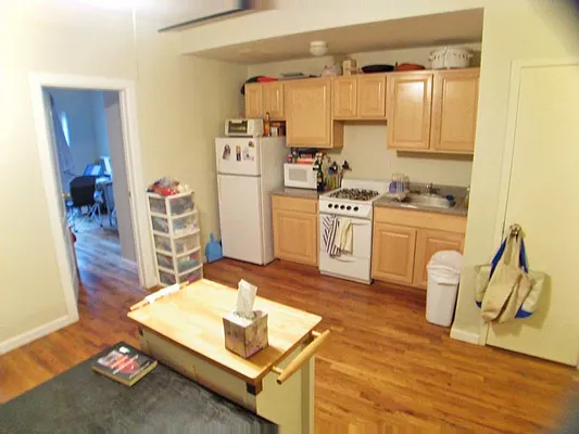 Rented by Level Group | media 18