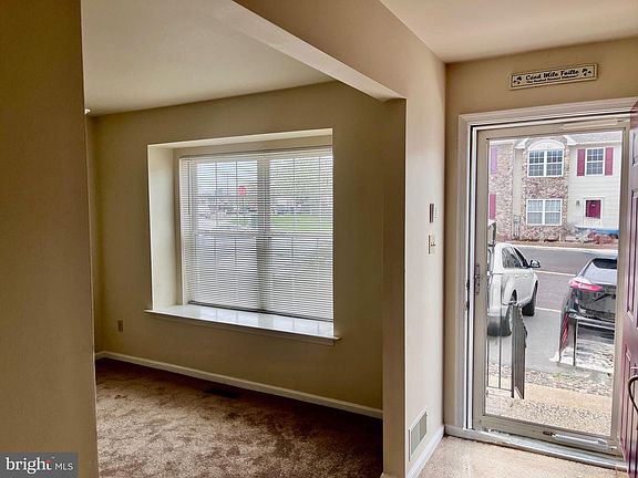 3rd image of 4253 Red Oak Ct