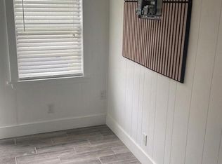 1403 70th St APT 4, Houston, TX 77011