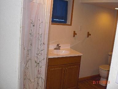 2nd image of 6830 Monaco St