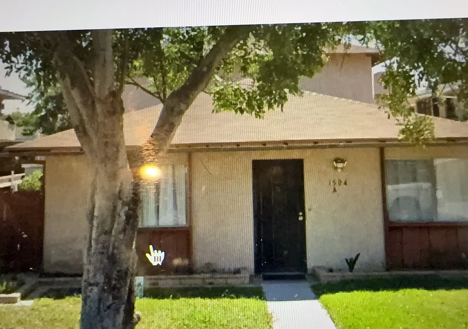 2 bed, 900 sqft, $2,500 — Photo 1