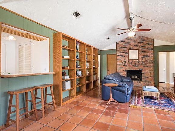 BOOKCASES WILL STAY.
