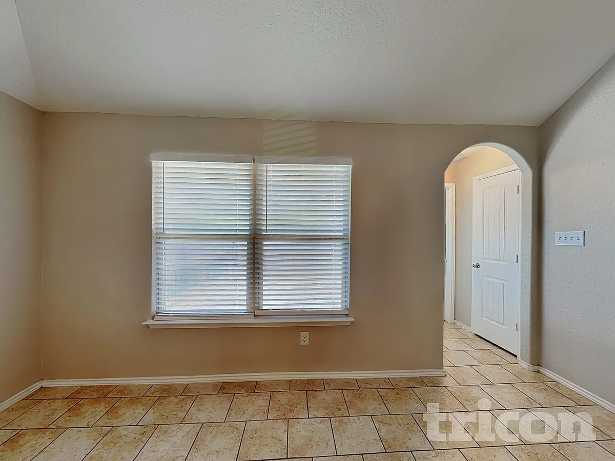 Building Photo - 6411 Candleoak Cir