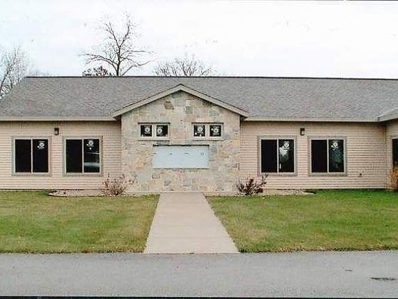 3rd image of 438 Industrial Dr Unit B
