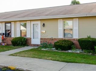 1106 Berkley Cir, Mishawaka, IN 46544