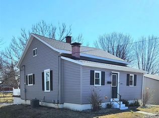 206 Westwood Dr, O'Fallon, IL 62269