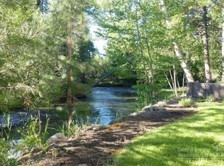 173 E Black Crater Ave, Sisters, OR