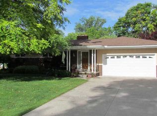 5490 Belle River Blvd, East China, MI
