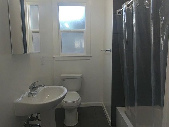 5th image of 371 Turk St APT 23