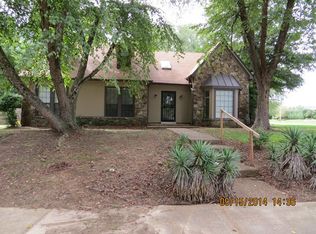 2111 Pennington Gap Dr, Bartlett, TN 38134