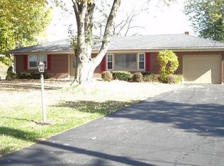 2526 S Burnett Rd, Springfield, OH 45505