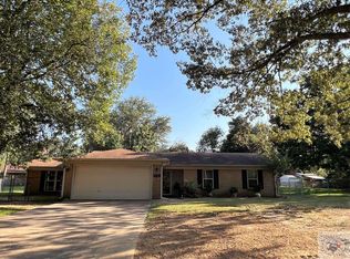 3303 Robin Cir, Texarkana, TX 75503