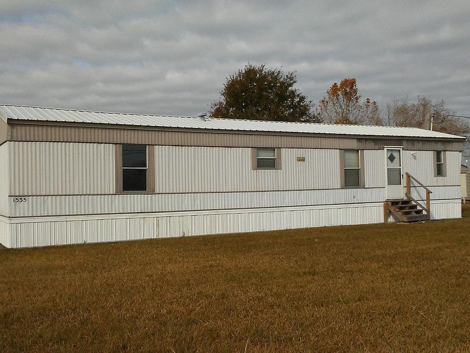 1535 P.E. Daigle Rd. Iowa, La. 70647. 2bed 2bath Mobile Home for Rent 1 acre Private Lot. $800.00/Month. $800.00/deposit. $35.00/Adult Background Check. No Pets. Interested call 337-496-1785 or 337-438-6861.