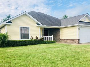 1200 Sunrise Cir, Siloam Springs, AR 72761