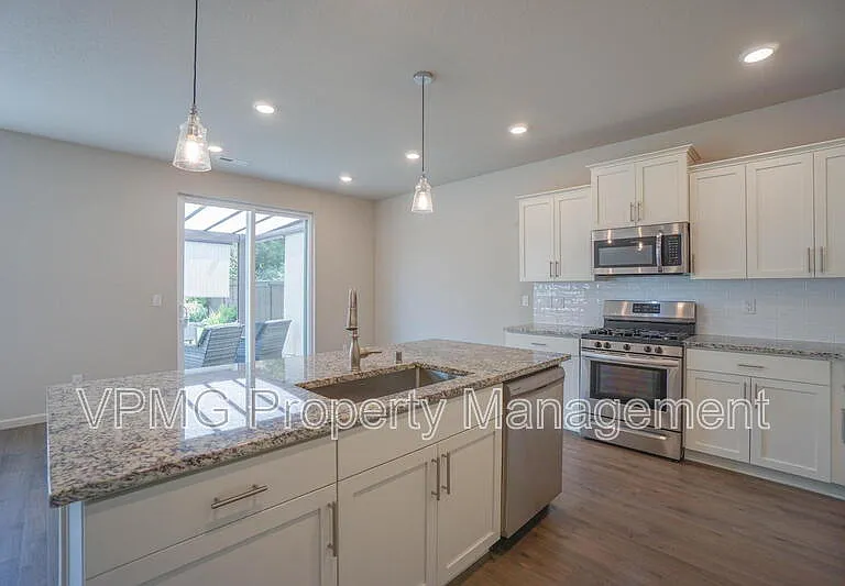 11603 NE 138th Ave — Photo 15
