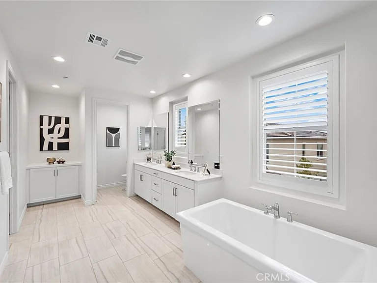 141 Lovelace — Photo 12
