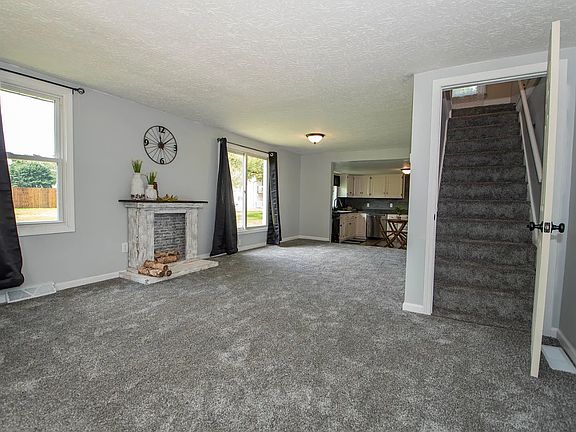 4th image of 57004 Southshore Dr