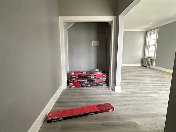 2nd image of 293 Ampere Pkwy Floor 1