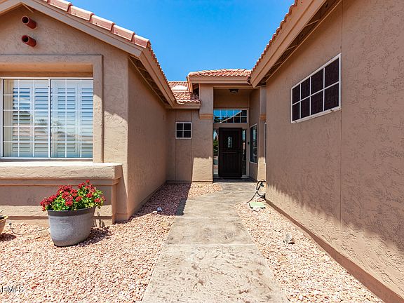 4th image of 10412 E NACOMA Drive