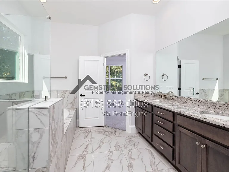 631 Silva Ln — Photo 36