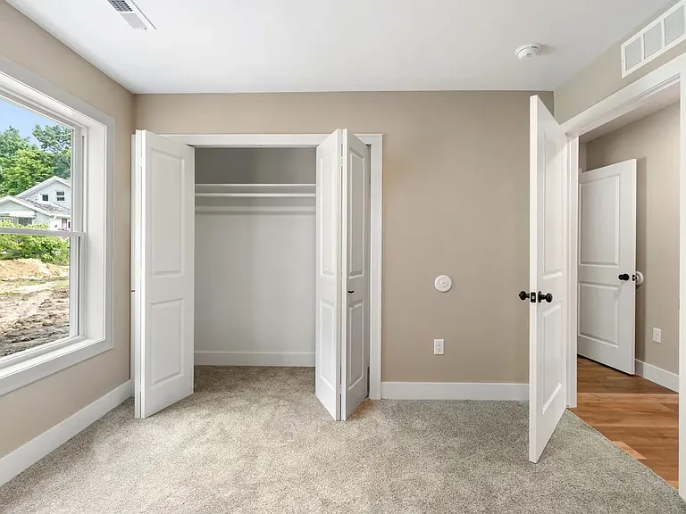 314 N Perrine St — Photo 25