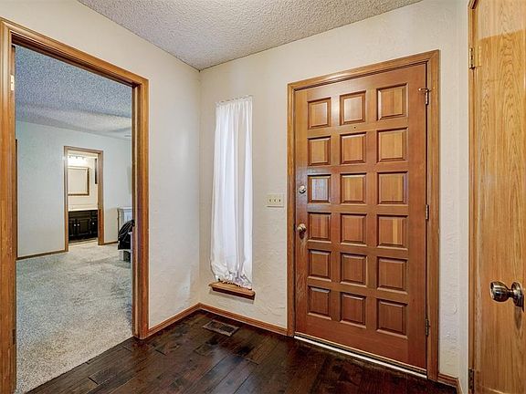 2nd image of 12404 Bannockburn Pl