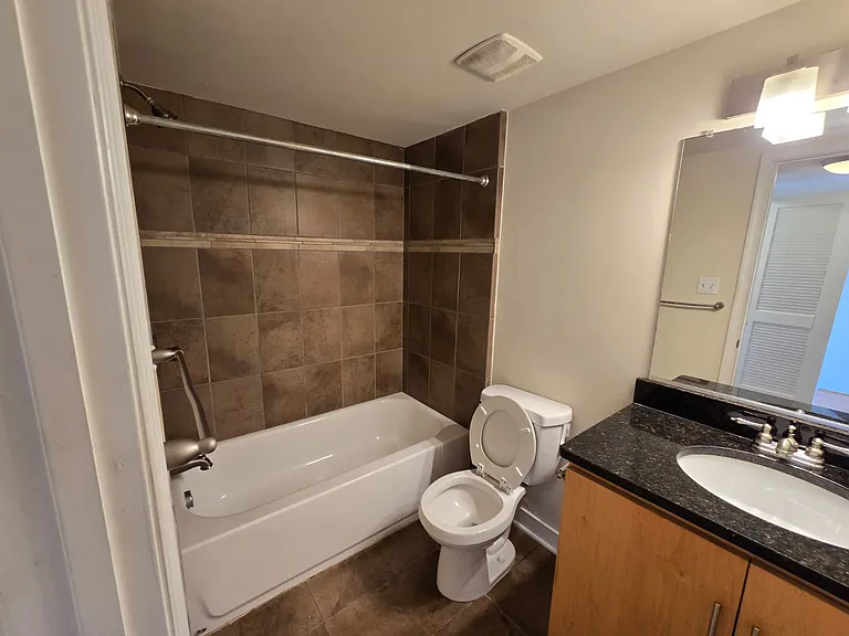 14 W Broad St #208 — Photo 9