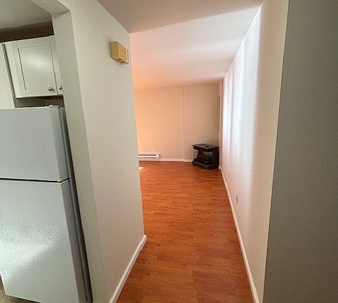 3rd image of 3107 NE 120th St #A1