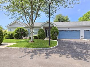 497 Oak Bluff Ct, Moriches, NY 11955