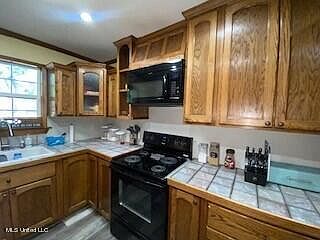 4th image of 3220 Argentina St